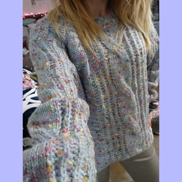 Colorful Sweater - Picture 4 of 6